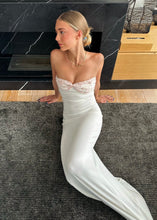 Load image into Gallery viewer, Hntr The Label Luci Maxi Dress
